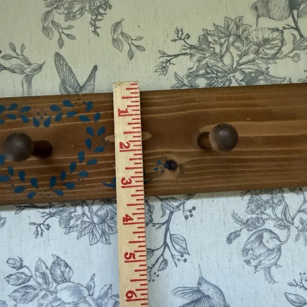 Vtg 90s Painted Heart Wood Shelf Peg Country Cottage Farmhouse 24” Rustic Shabby